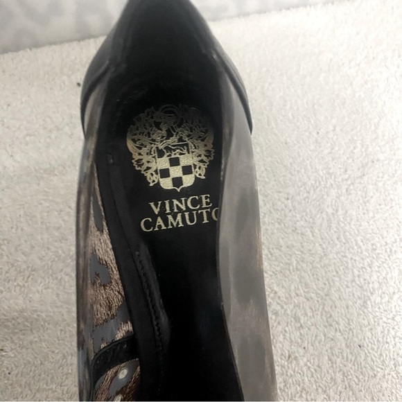 VINCE CAMUTO Anessta Clear Black Animal Leopard Print Pump Heels 8.5M NWOT - Picture 4 of 9